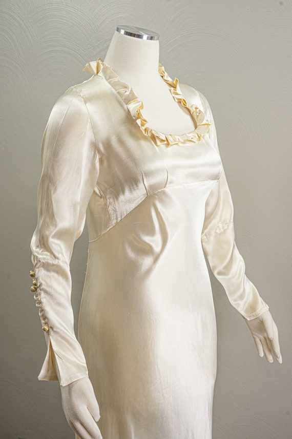 Wonderful 30s Crepe Backed Satin Cream Wedding Go… - image 3