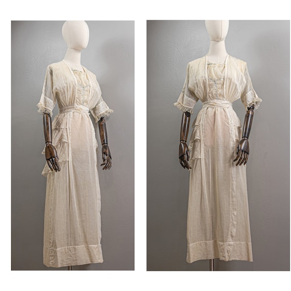 Lovely 1910s Faint Rose Printed Cotton Lawn Dress… - image 1