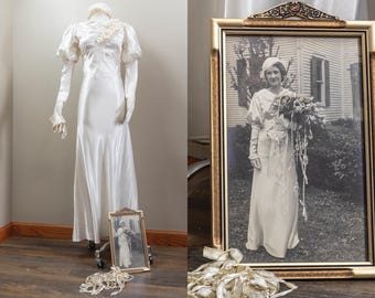 1930s Rayon Satin Wedding Dress: Flower Embellishment, Hat, Gloves & Photo, Small