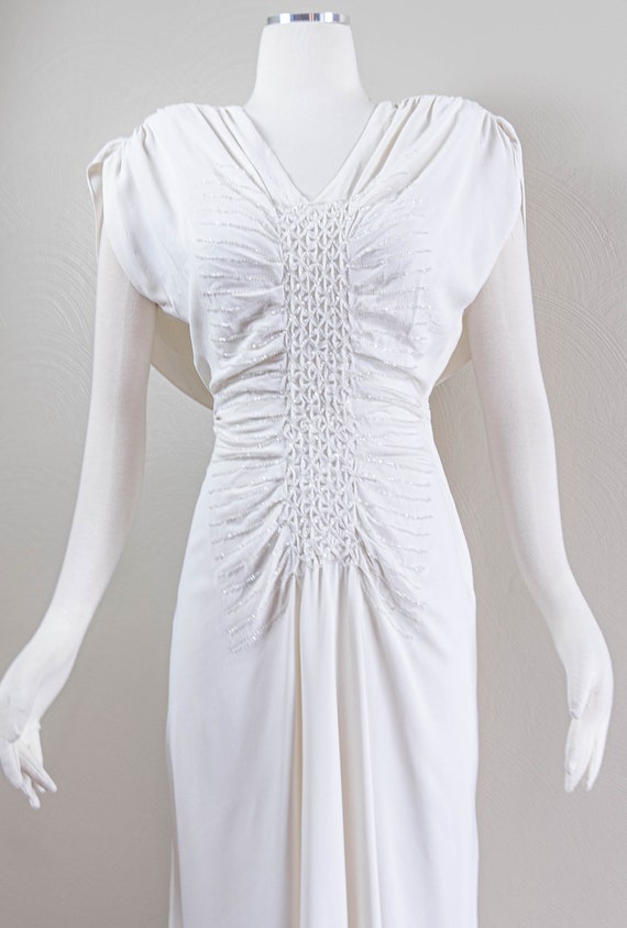 Amazing 40s White Crepe Rayon Gown with Swag or H… - image 4