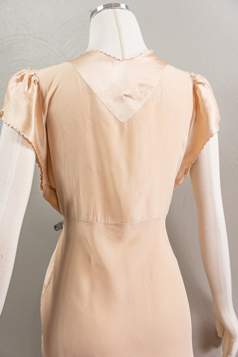 Dusty Rose 40s Barbizon Nightgown, Puffed Cape Sleeves, Slip Dress, Large Size. image 7