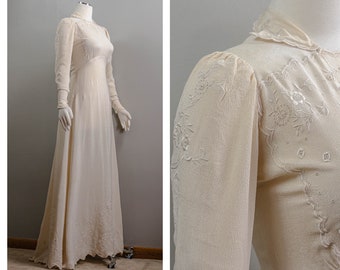 Stunning 30s Cream Silk Crepe Wedding Dress, Beautiful Silk Floss Embroidery, Original Bridal Photos