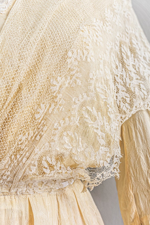 Lovely Antique 1910s Cream Silk Jacquard Dress wi… - image 10