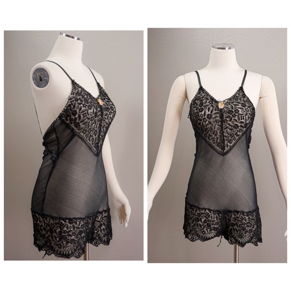 Slinky Sexy Vintage 30s Black Lace and Crinkle Chi