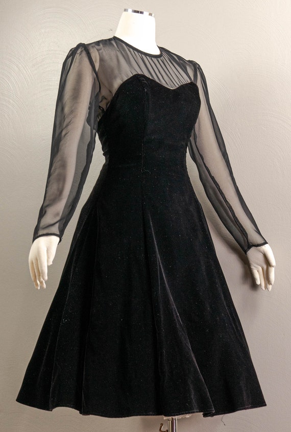 80s does 50s black velvet new look dress with she… - image 6