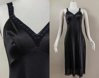 ワンピース 1970s Black Nylon Empire Waist Nightgown 1970s Black Nylon Empire Waist Nightgown