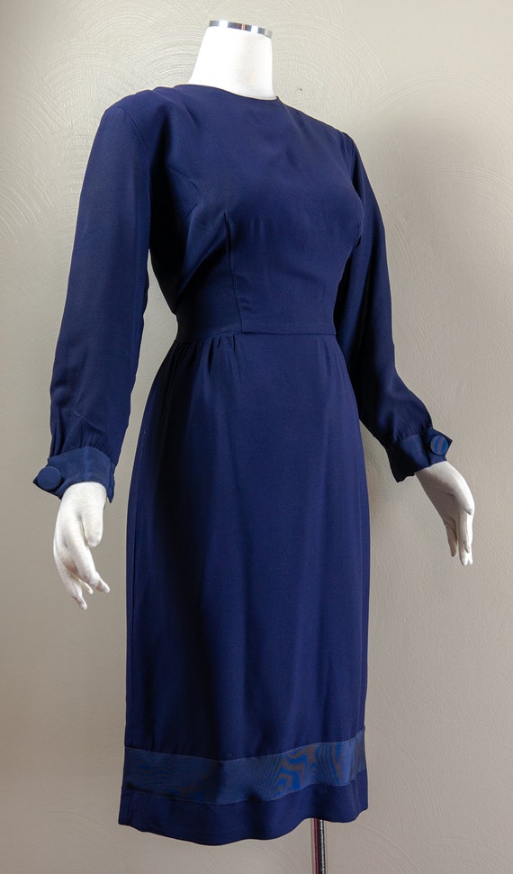 Chic 50s/60s Navy Blue Crepe Rayon Wiggle Dress, … - image 2