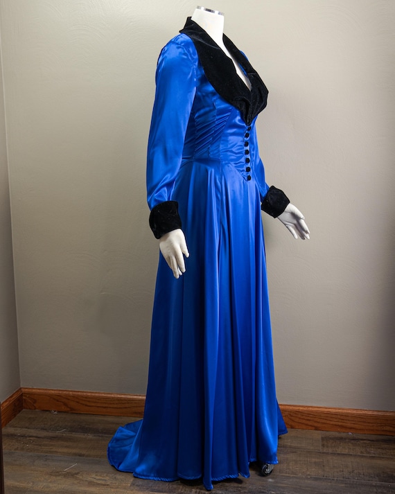 80s/90s Trashy Lingerie Royal Blue Satin Dressing… - image 6
