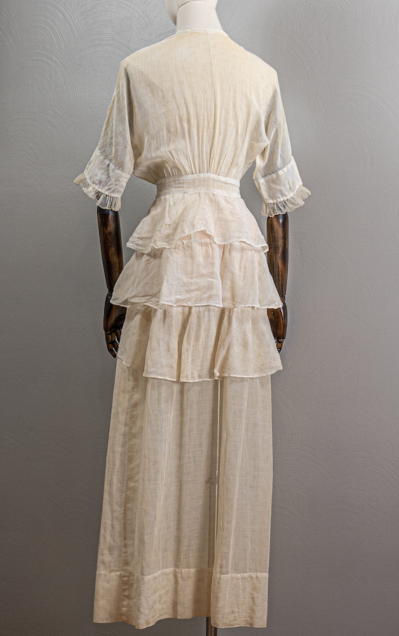 Lovely 1910s Faint Rose Printed Cotton Lawn Dress… - image 6