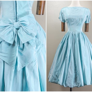 Lovley 50s Sky Blue Rayon Taffeta Bubble Hem Dress, Full Skirt, Bow Detail, Small
