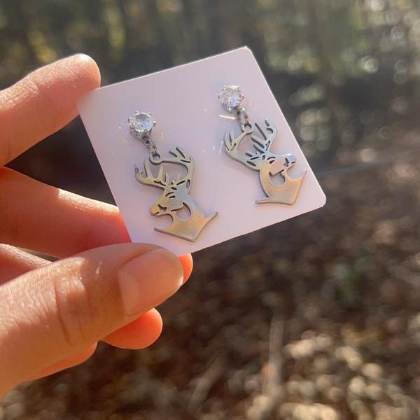 Pendientes de ciervo con diamantes de imitación Believe Outdoors© / Pendientes de ciervo /