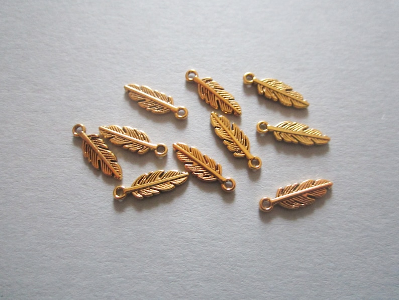 10x feather pendants 15 mm 7 colors to choose from Antikgold