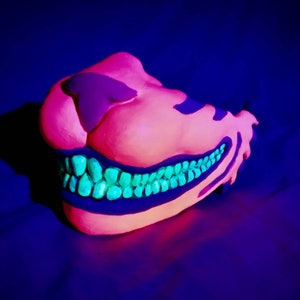 Neon Cheshire Cat Mempo / Cheshire Menpo Mask