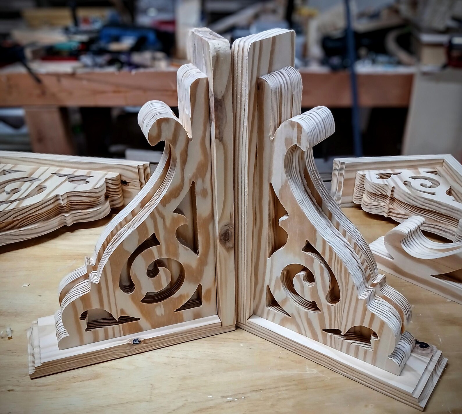 Wood Corbel: Modern Rustic Shelf Bracket - the Atlanta - Etsy