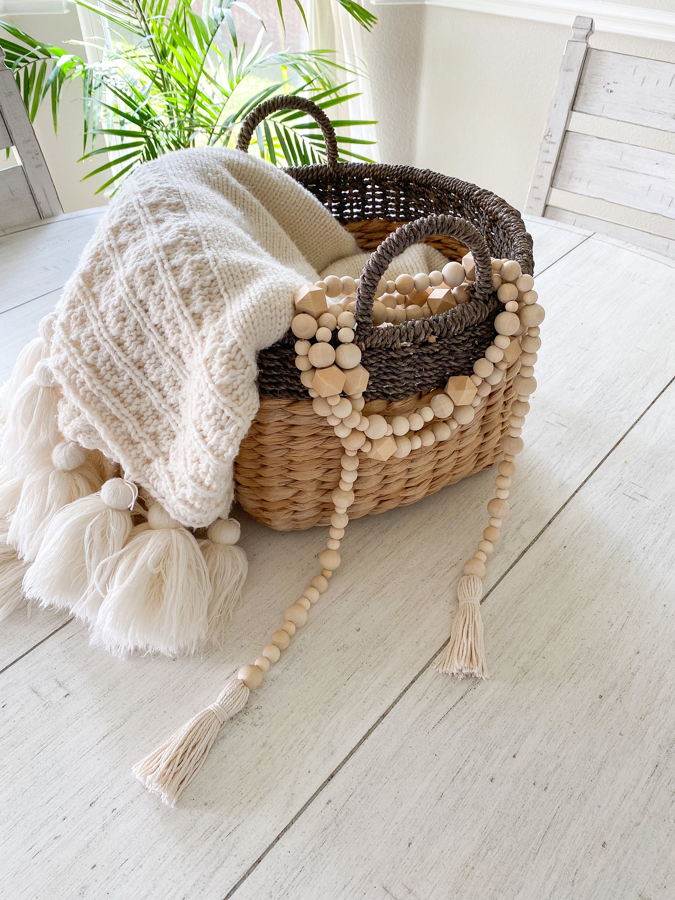 Decorative Beads For Coffee Table RUIRUICO 56