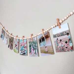 Kids Art Display Wood Bead Garland with clips Photo Display Photo garland Polaroid Picture garland Boho Nursery Decor Christmas Card Display