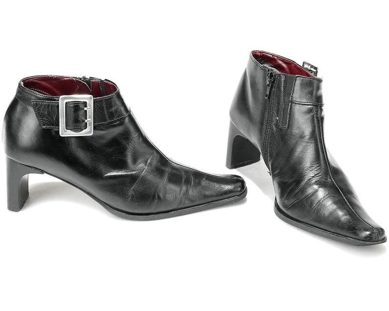 90s black ankle boots 90s black ankle boots