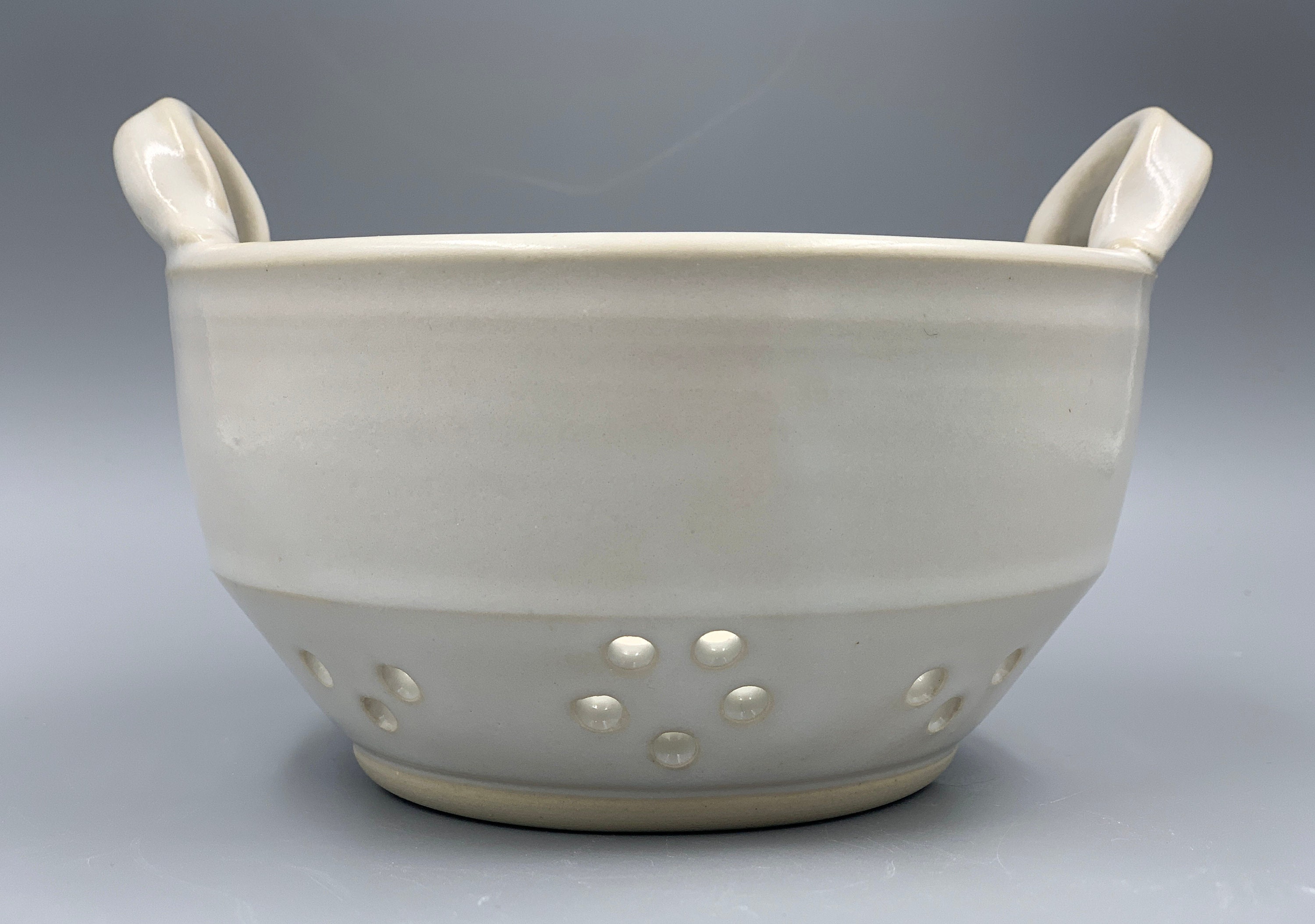 White Berry Bowl pottery berry bowl for rinsing and draining grapes