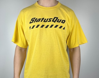00's Status Quo Rock Band "Blues and Rhythm" Gildan Men's T-shirt Size XL Yellow Rocker Y2K Retro