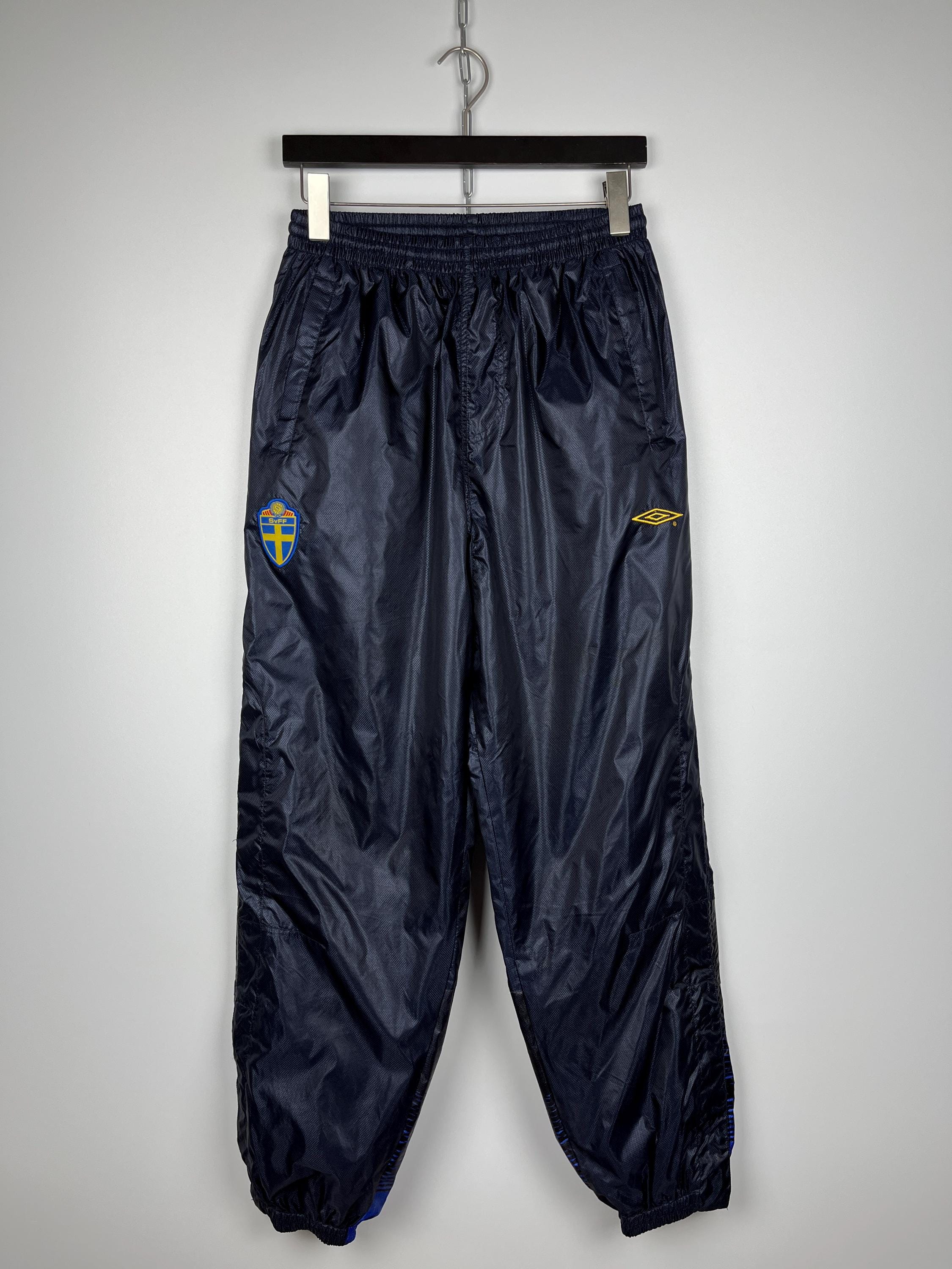 Vintage Umbro Sweden Training Track Pants Men's Size L Vintage Umbro Sweden Training Track Pants Men's Size L