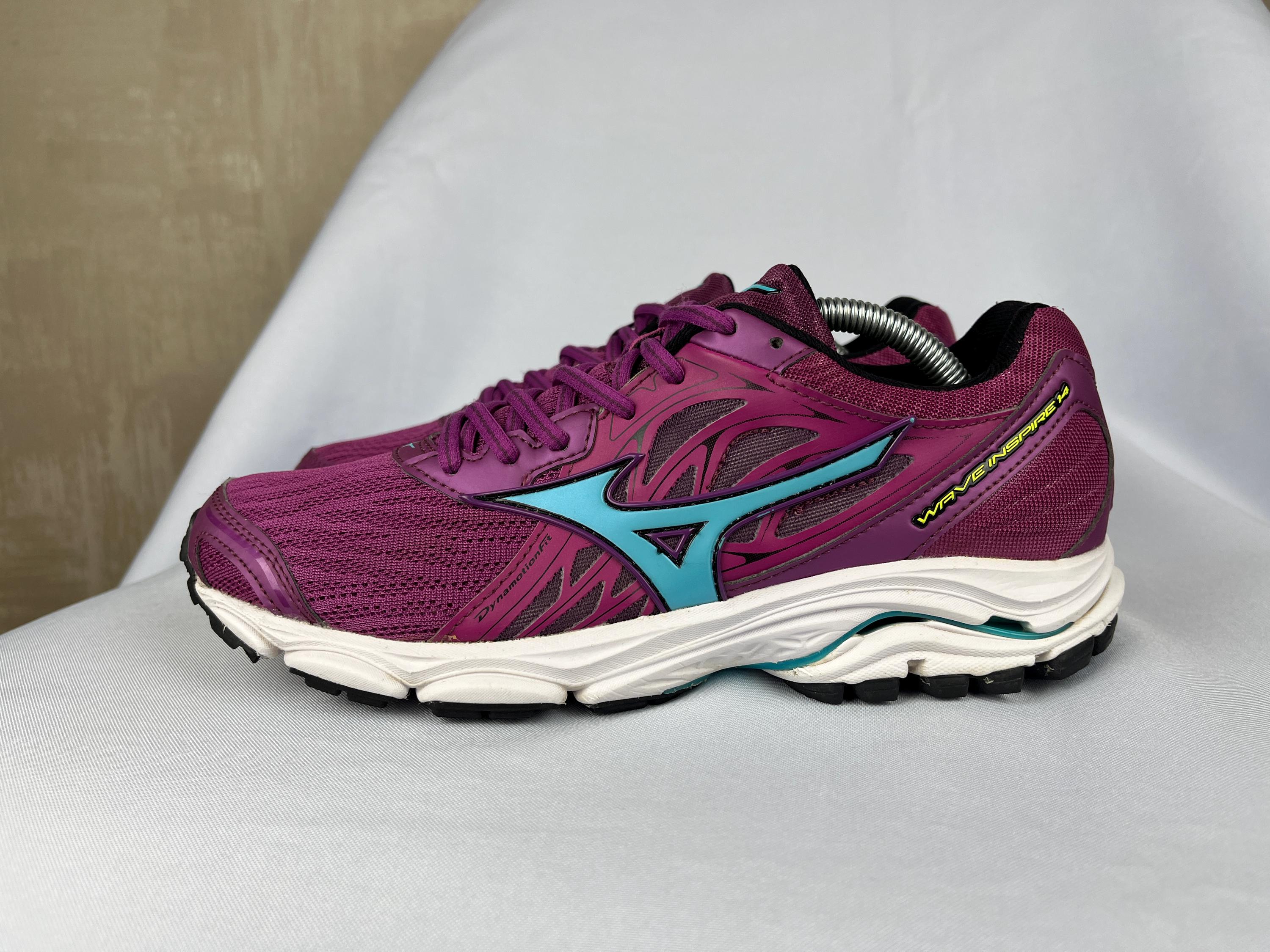 Mizuno Running Shoes
