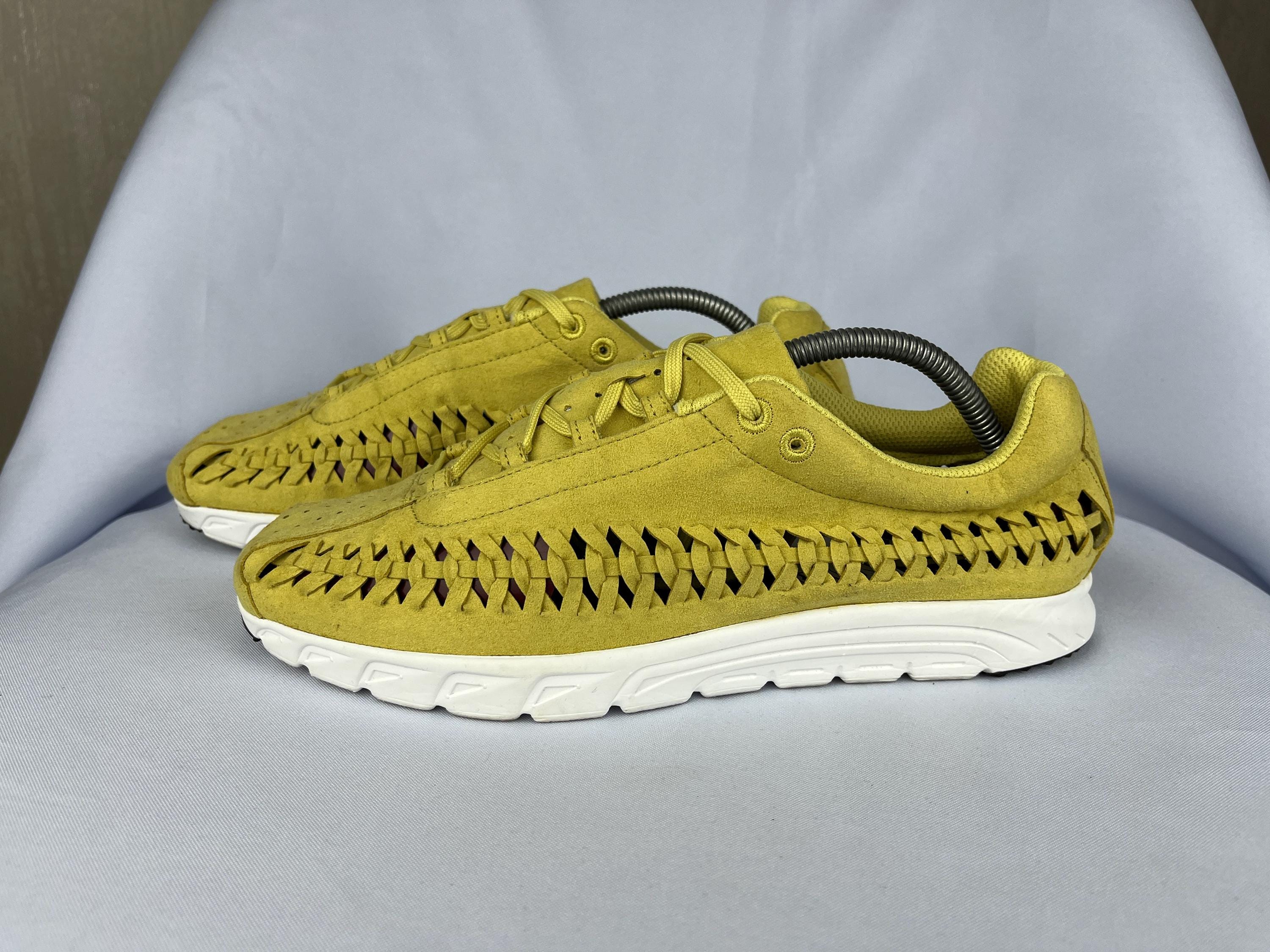 Nike mayfly woven australia discount