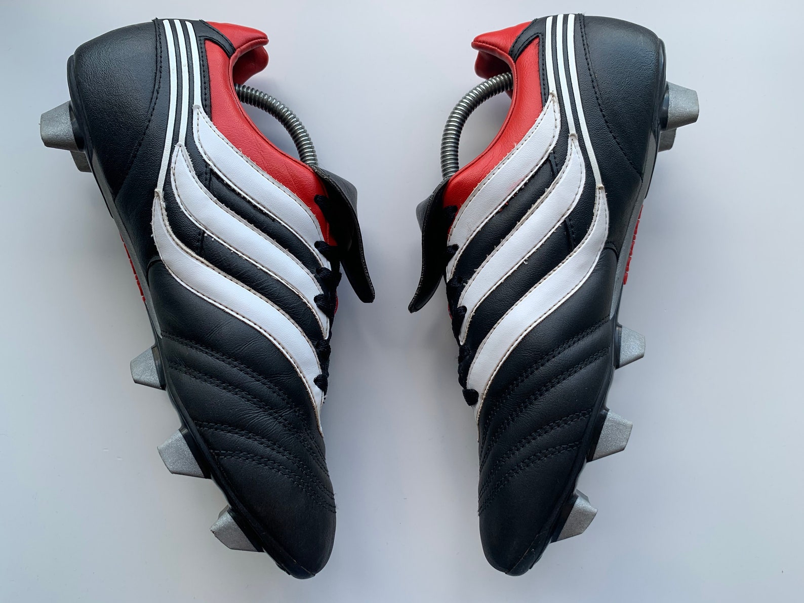 adidas traxion football shoes