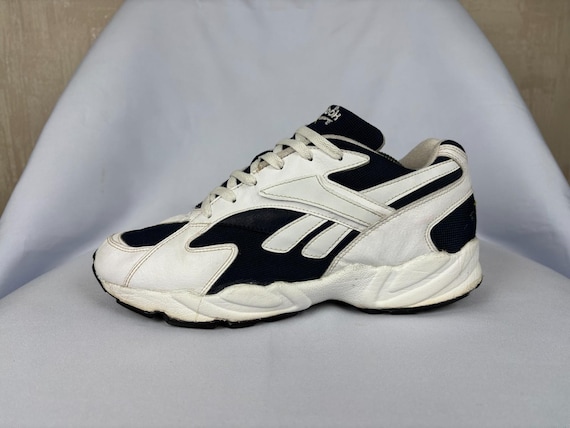 90's Reebok Aztrek Sneakers Vintage Shoes Men's us 9.5 UK 8.5 EUR 42.5 CM 27.5