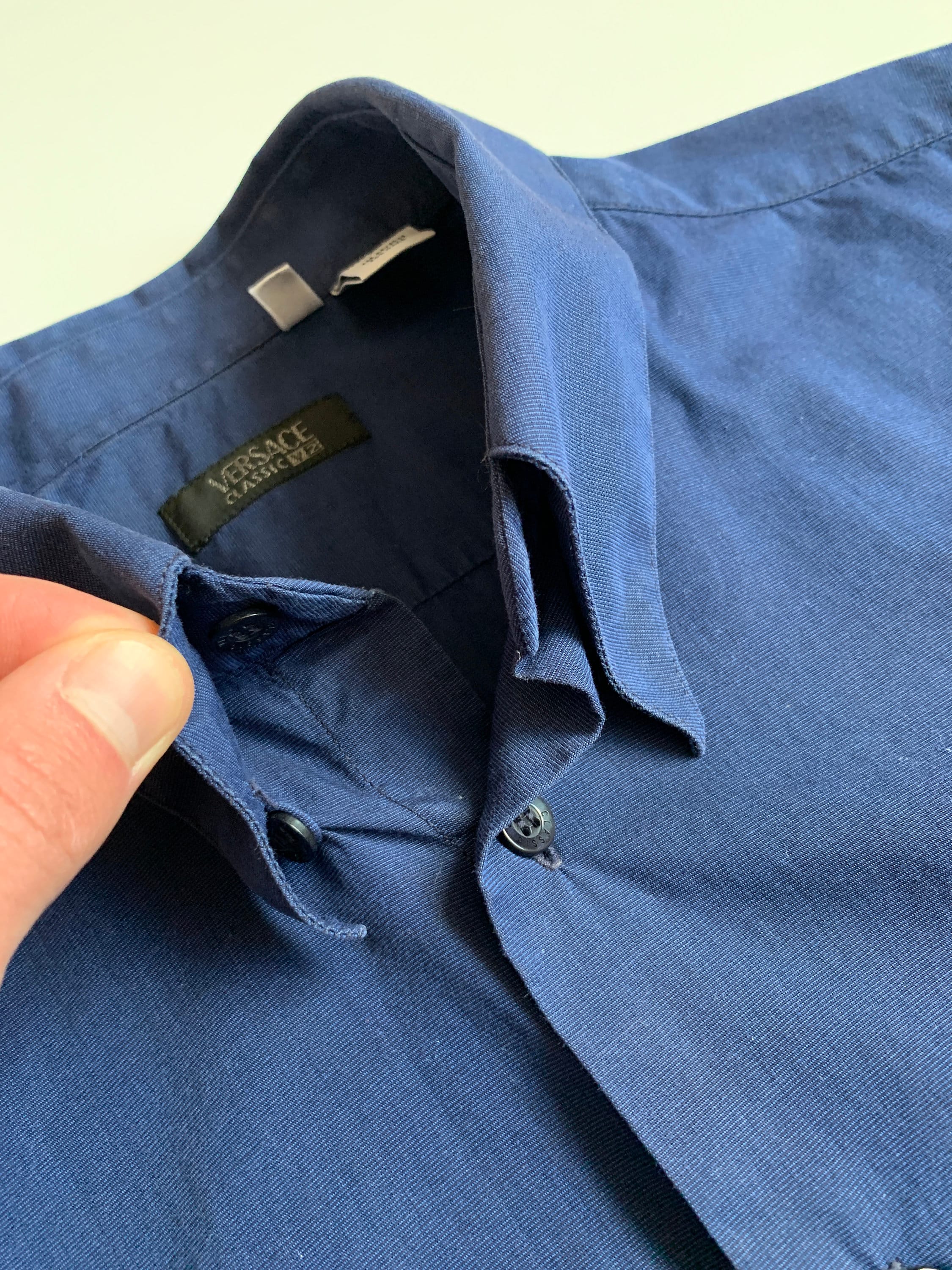 Versace V2 Classic Vintage Men's Dress Shirt Size 16 (1/2 Versace V2 Classic Vintage Men's Dress Shirt Size 16 (1/2