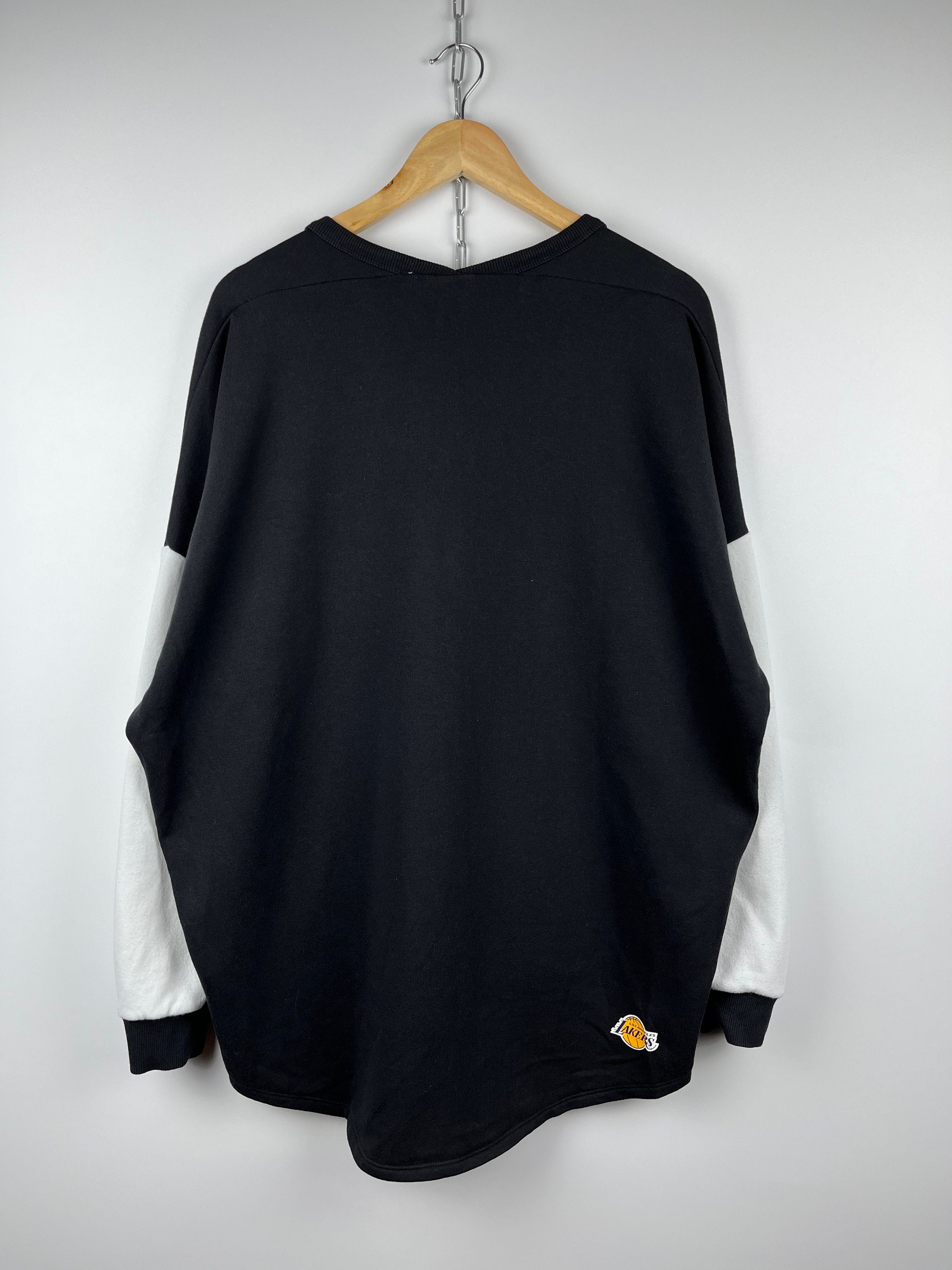 Lakers sweatshirt deals adidas