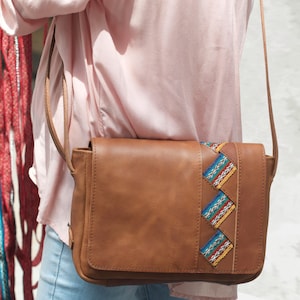 Leather crossbody handbag, Tan leather shoulder bag, crossbody, Leather handbag, Leather purse, hobo crossbody, Woman bag, Gift for her