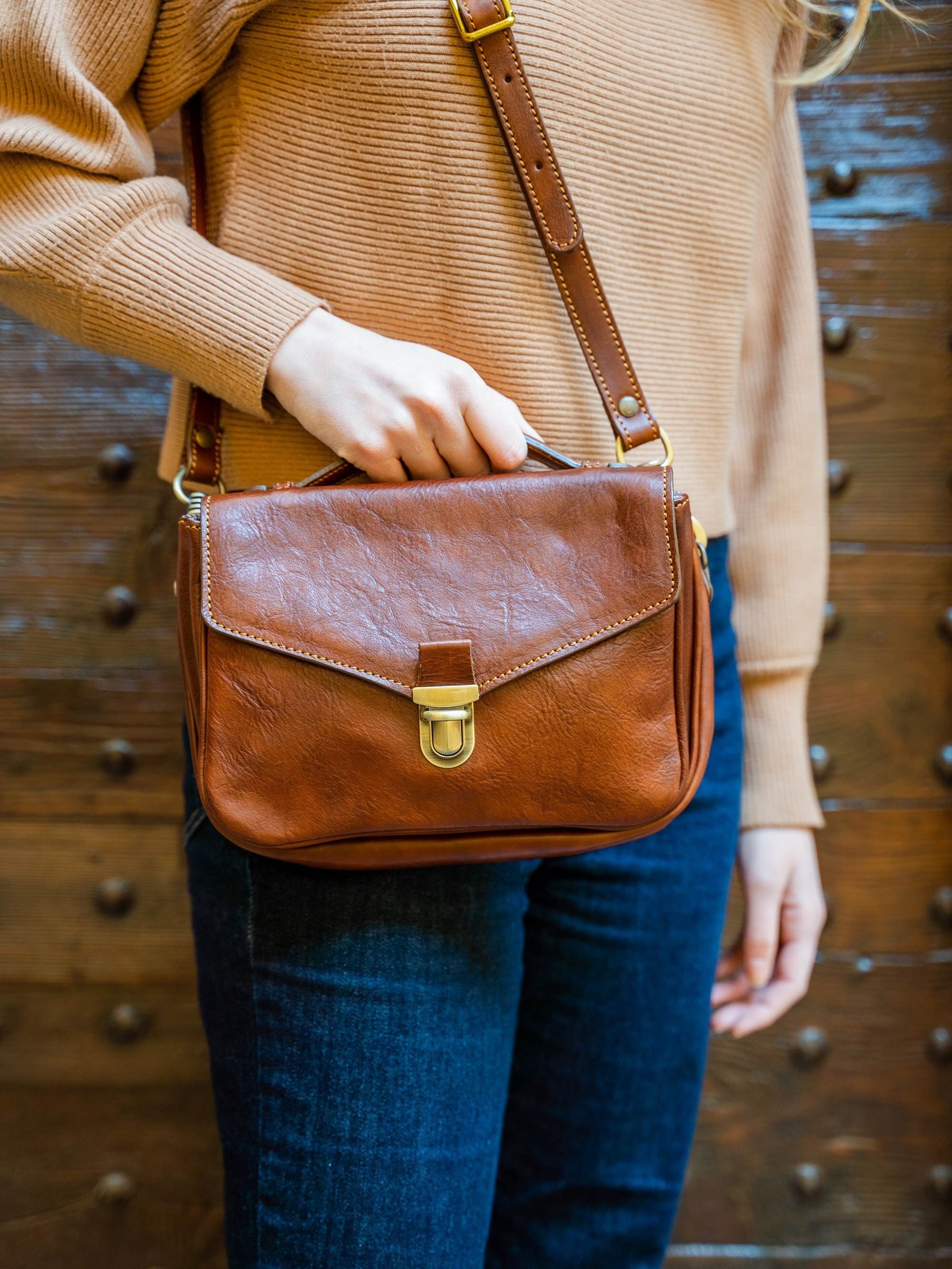 Women's Satchels - Tan