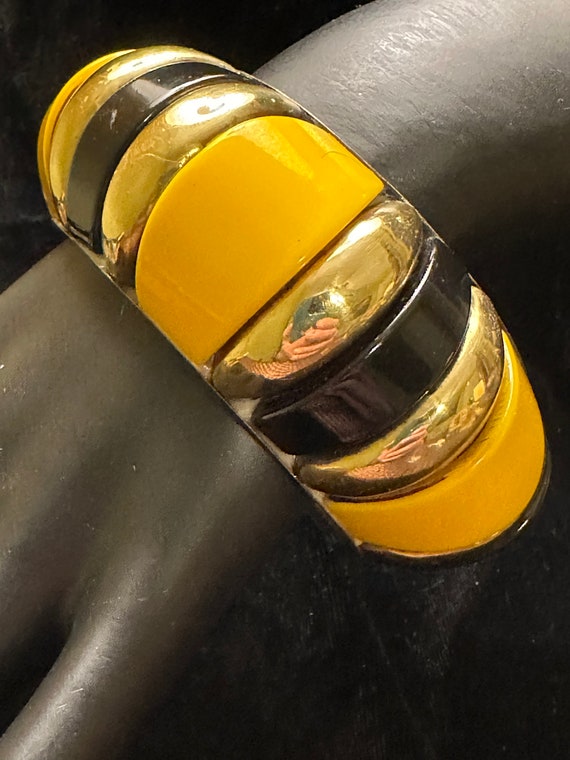 Vintage Statement Bracelet: Yellow, Black & Gold-… - image 7