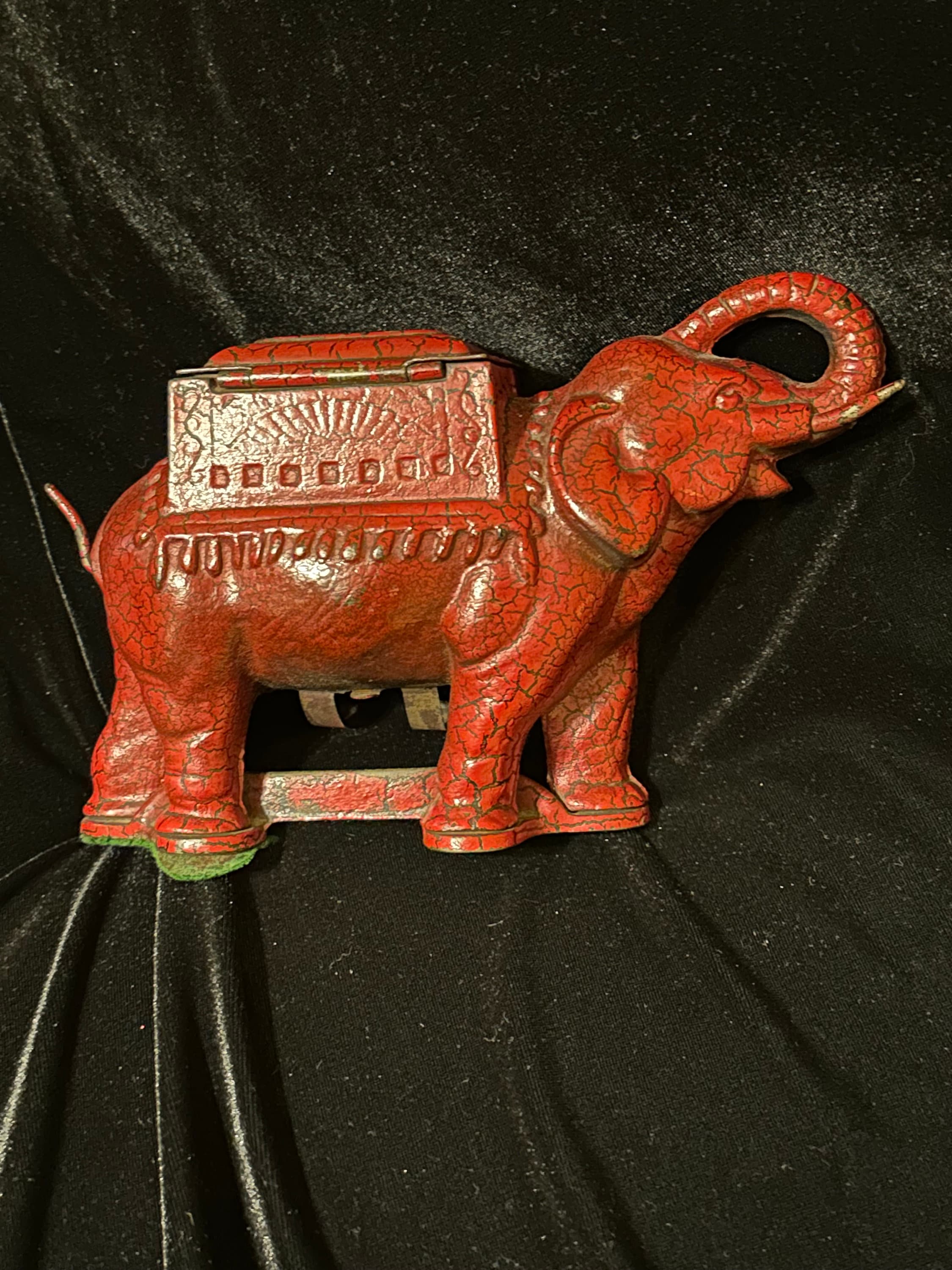 Cast Iron Elephant Cigarette Roller