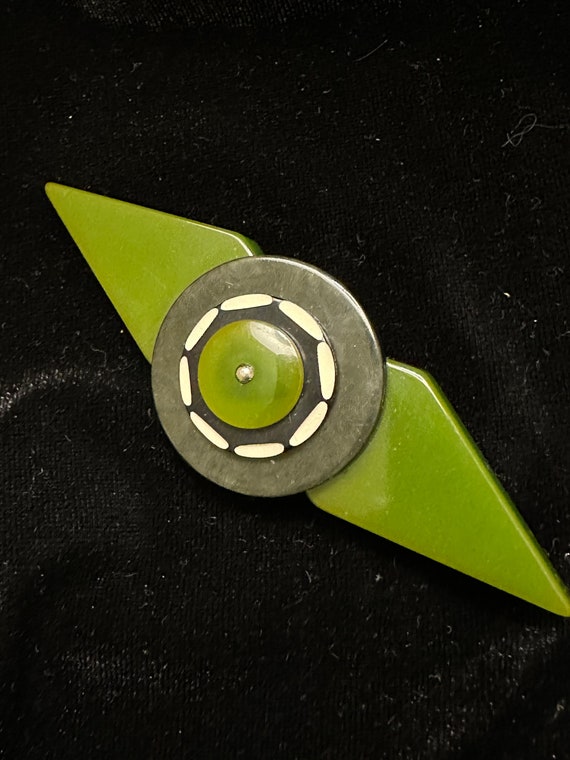 Art Deco Bakelite Brooch - image 5