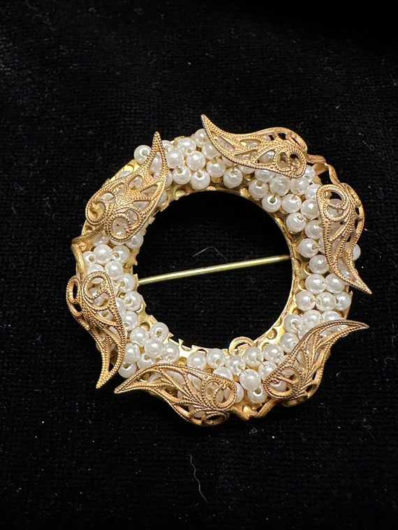 Miriam Haskell Wreath Brooch - image 7