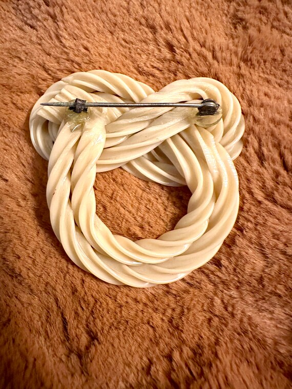 Celluloid Knot Brooch - image 4