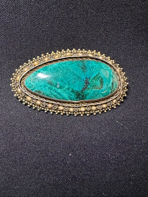 Brooch stone discount