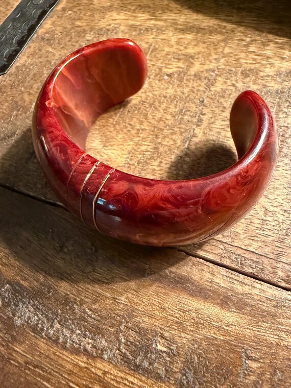 Bakelite Cuff Bracelet - image 4