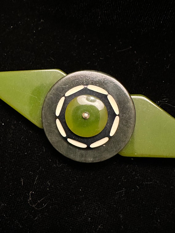 Art Deco Bakelite Brooch - image 4