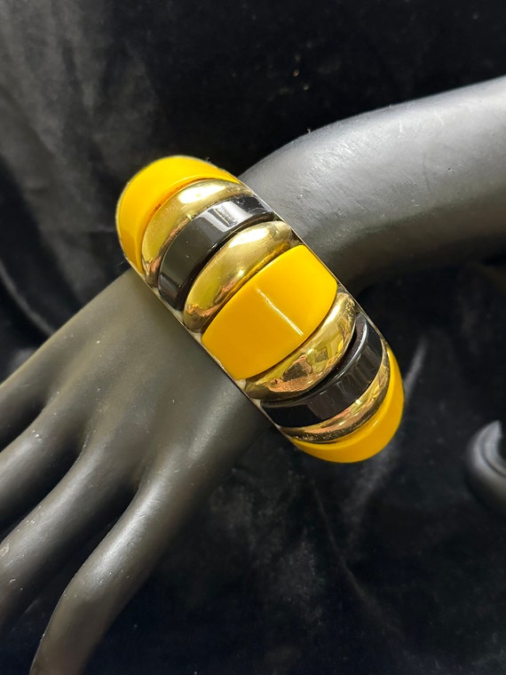 Vintage Statement Bracelet: Yellow, Black & Gold-… - image 8