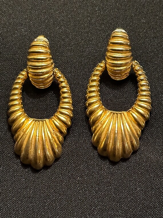 Hattie Carnegie Earrings - image 7