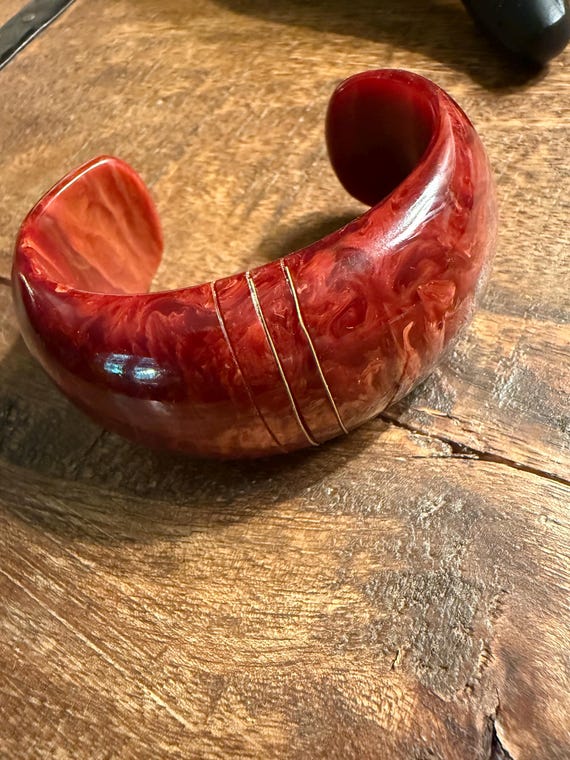 Bakelite Cuff Bracelet - image 7