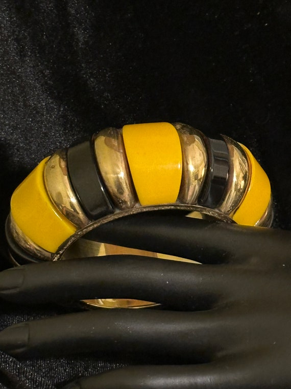 Vintage Statement Bracelet: Yellow, Black & Gold-… - image 4