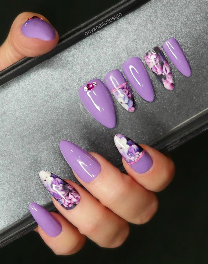 Lavender Floral Nails Swarovski Crystal Nail Set Glossy Purple image 0