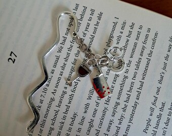 Thriller Bookworm Bookmark: Silver Zig Zag, Wine Glass, Handcuffs, Knife