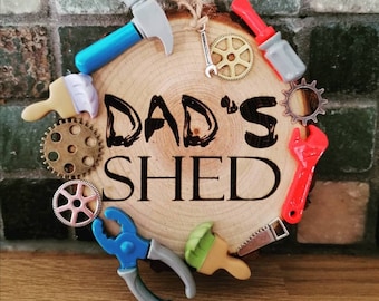 Dad's Shed Engraved Wooden Log Garden Plaque Sign Personalised Name with Tools, Cogs and Paint Brushes Fathers Day