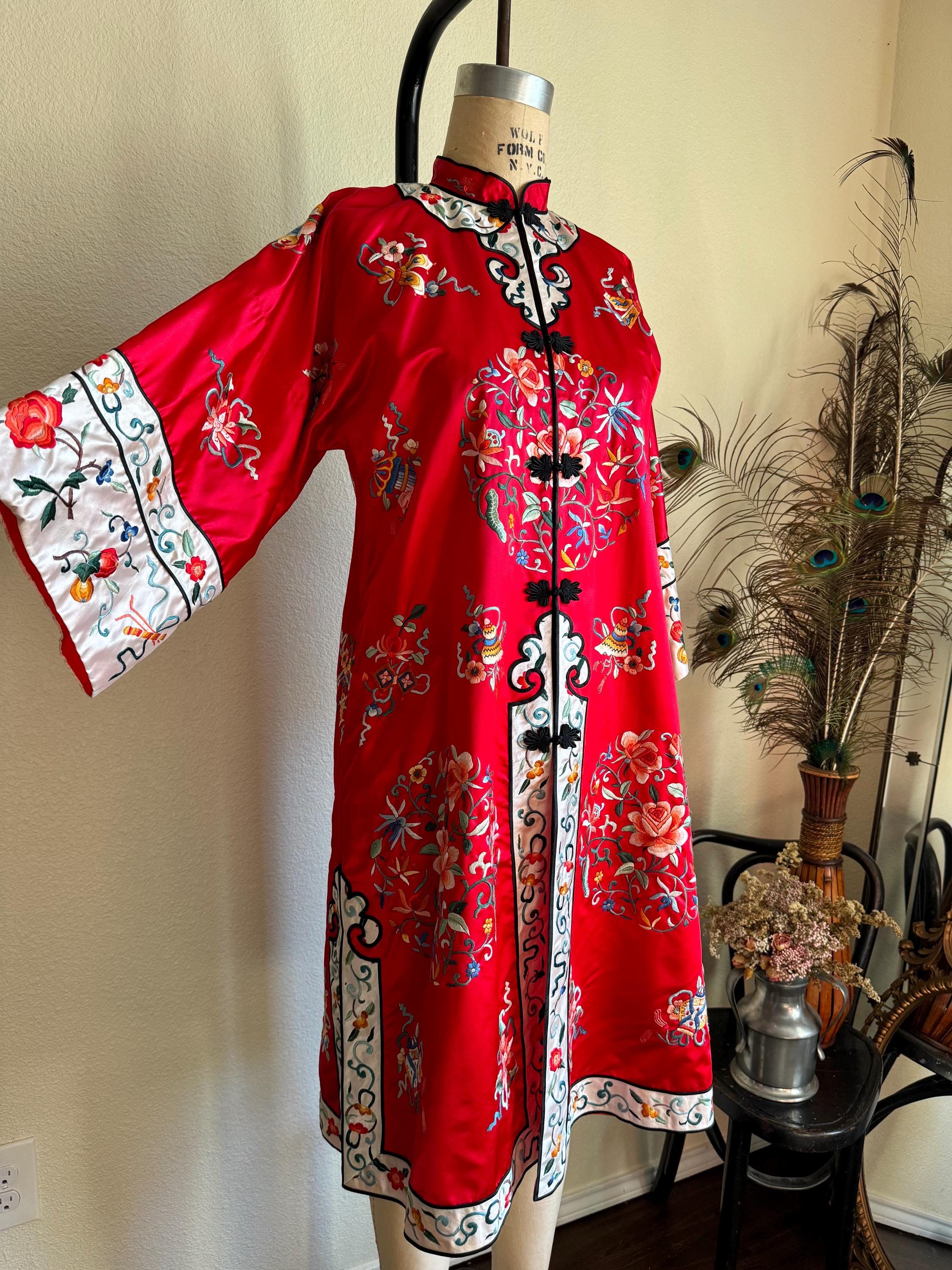 Vintage 1940s-1950s Chinese Embroidered Silk Duster Jacket | M/L 