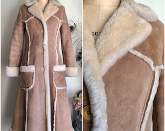 Rare Vintage 70s Lambskin Fur Coat | S