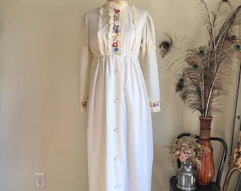 1970s Mr Jac Vintage Floral Embroidered Victorian Style Cream Cotton Renaissance Prairie Dress with Lace Trim